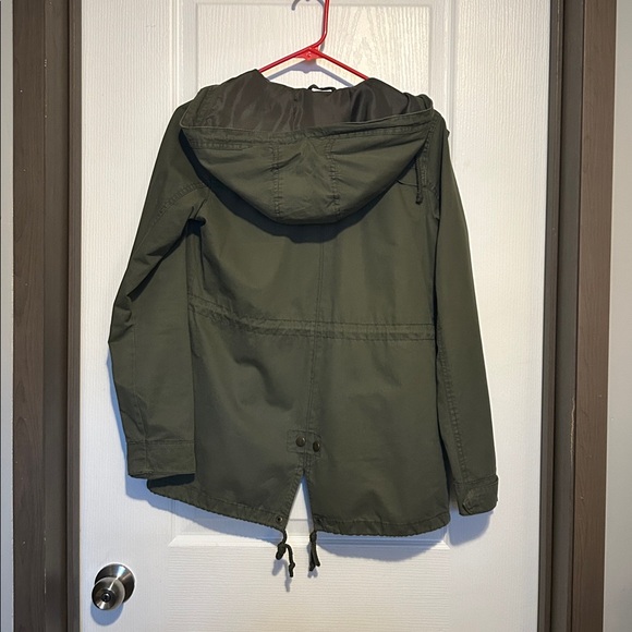 Green jacket - Picture 3 of 3